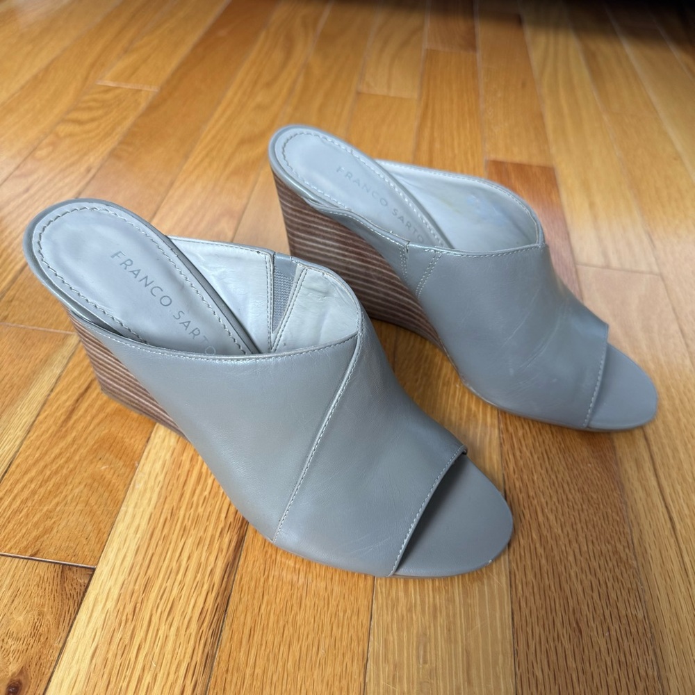 Franco Sarto grey leather wedges sandals slip-on shoes size 8